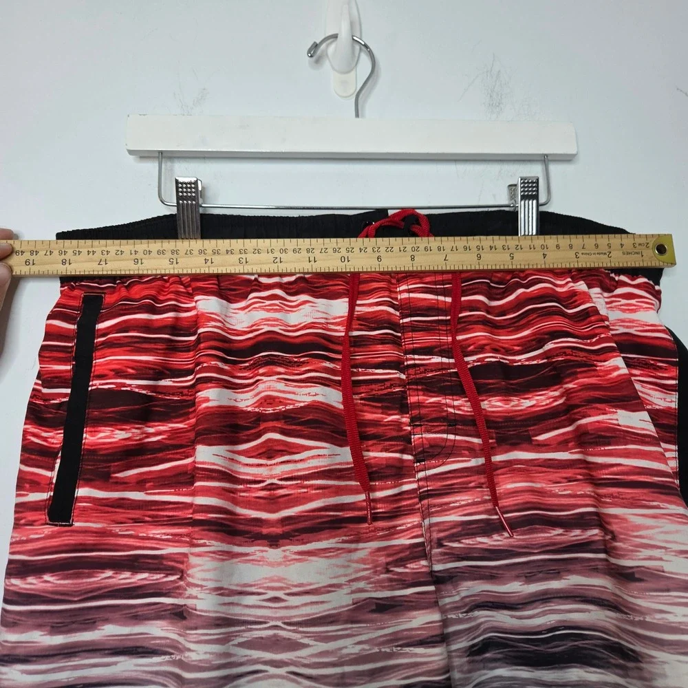 Nike Mens XL Red Black White Abstract Wave Swim Trunks Board Shorts